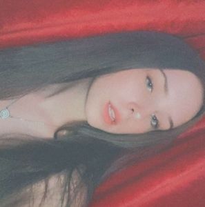 Meet your Posher, Kara